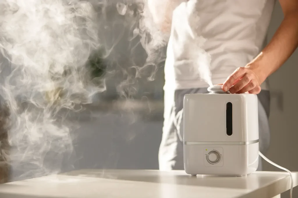 hand-turn-on-humidifier
